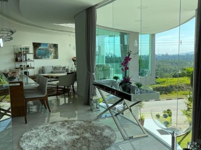 Sobrado com 540m² 3 quartos e 5 banheiros, à venda, no bairro Esmeralda Park (Caucaia do Alto) em Cotia