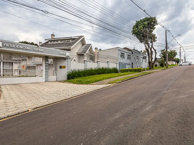 Sobrado com 135m² 3 quartos e 3 banheiros, à venda, no bairro Parolin em Curitiba