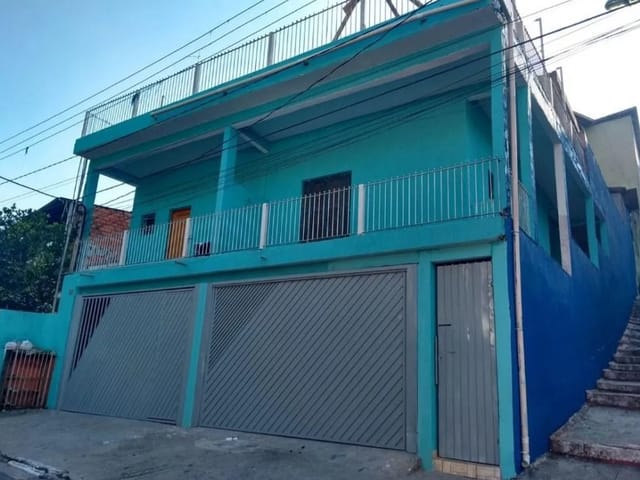 Sobrado com 372m² 6 quartos e 5 banheiros, à venda, no bairro Jardim Lina em Cotia