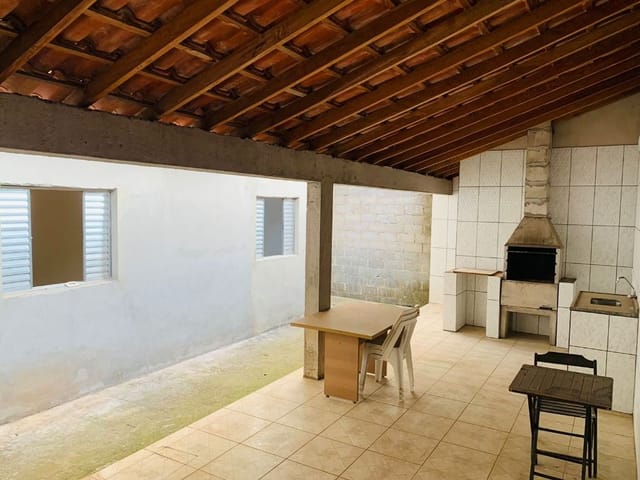 Sobrado com 250m² 3 quartos e 5 banheiros, à venda, no bairro Jardim Rio das Pedras em Cotia