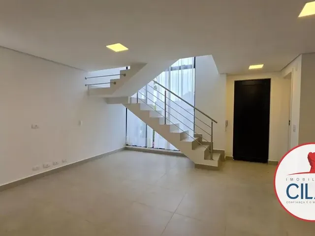 Sobrado para alugar, no bairro Bigorrilho em Curitiba