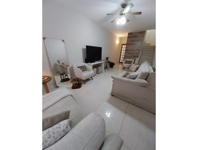 Sobrado com 130m² 2 quartos e 2 banheiros, à venda, no bairro Jardim Santo Elias em São Paulo