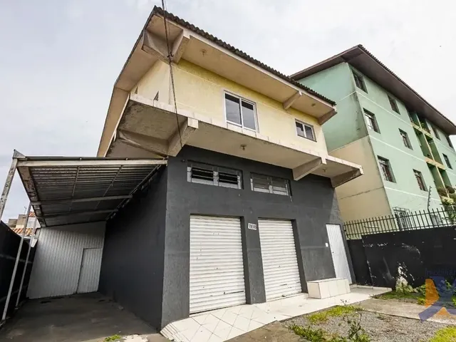 Sobrado com 300m² 2 quartos e 3 banheiros, para alugar, no bairro Cidade Industrial em Curitiba