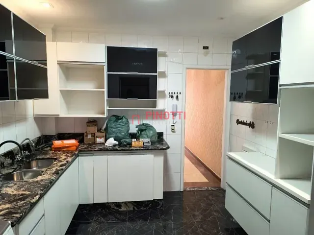Sobrado 3 quartos e 2 banheiros, à venda, no bairro Nova Petrópolis em São Bernardo do Campo