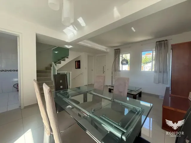 Sobrado com 450m² 3 quartos e 4 banheiros, para alugar, no bairro São João em Curitiba