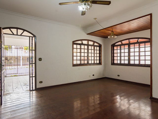 Sobrado com 135m² 5 quartos e 4 banheiros, à venda, no bairro Conjunto Residencial Butantã em São Paulo