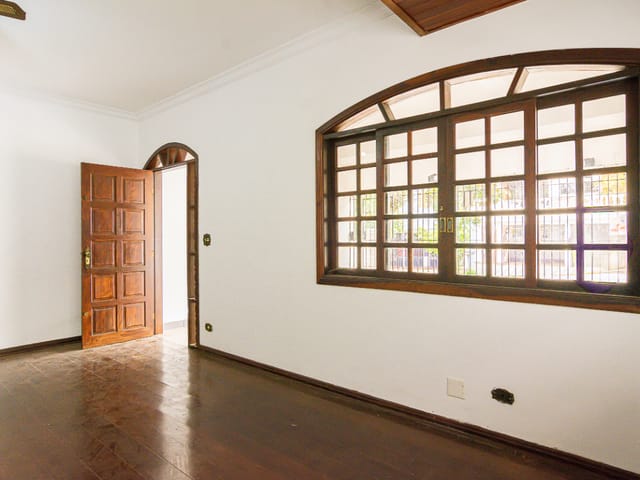 Sobrado com 135m² 5 quartos e 4 banheiros, à venda, no bairro Conjunto Residencial Butantã em São Paulo
