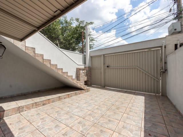 Sobrado com 200m² 3 quartos e 4 banheiros, à venda, no bairro Parque São Domingos em São Paulo