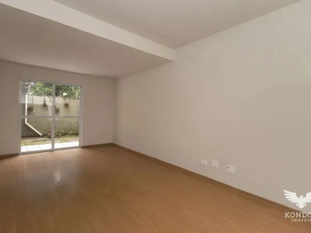 Sobrado 3 quartos e 3 banheiros, para alugar, no bairro Santa Felicidade em Curitiba