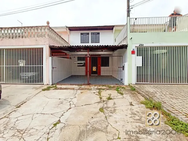 Sobrado 3 quartos e 1 banheiro, para alugar, no bairro Cajuru em Curitiba