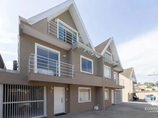 Sobrado com 142m² 3 quartos e 4 banheiros, à venda, no bairro Orleans em Curitiba