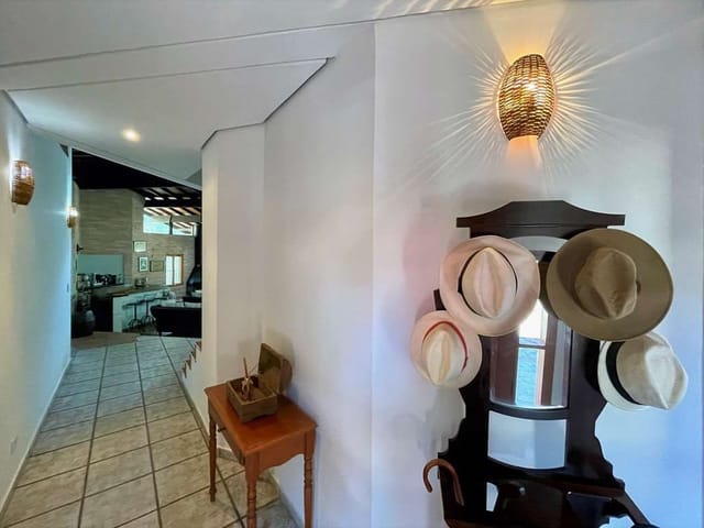 Sobrado com 1001m² 4 quartos e 6 banheiros, à venda, no bairro Residencial Euroville em Carapicuíba