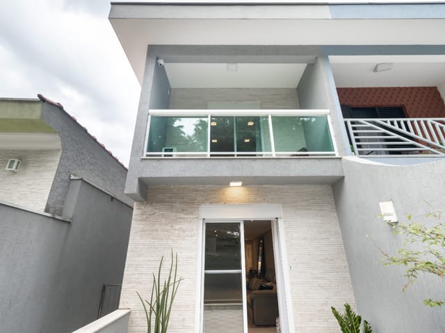 Sobrado com 217m² 3 quartos e 5 banheiros, à venda, no bairro Vila Pereira Cerca em São Paulo