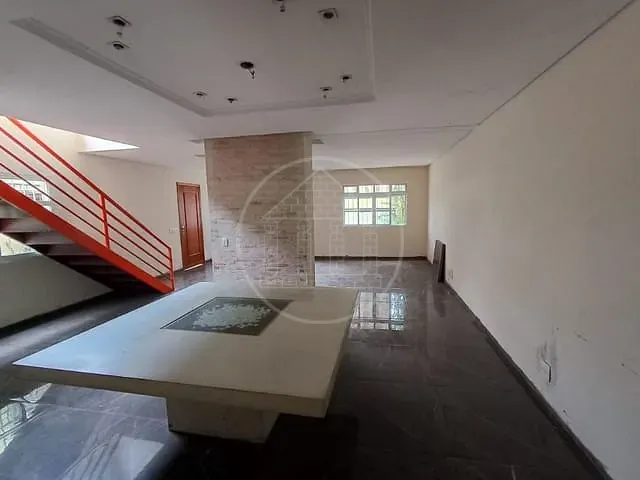Sobrado com 170m² 4 quartos e 4 banheiros, à venda, no bairro Jardim Herplin em São Paulo