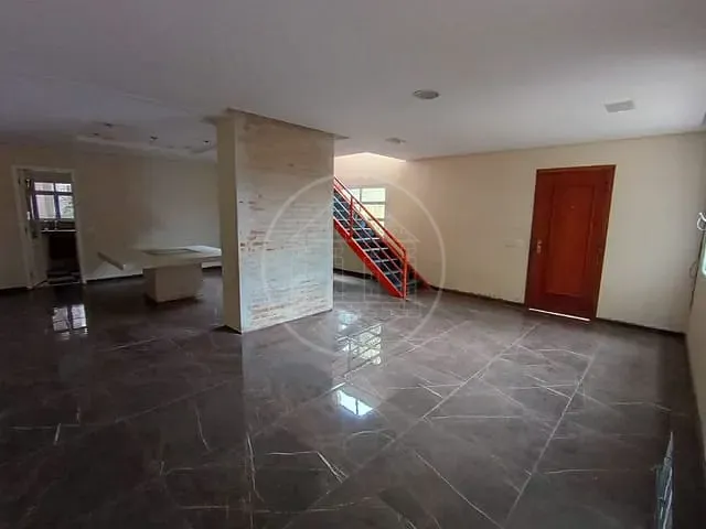 Sobrado com 170m² 4 quartos e 4 banheiros, à venda, no bairro Jardim Herplin em São Paulo
