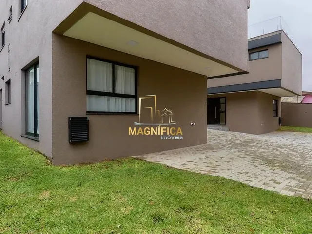 Sobrado 3 quartos e 5 banheiros, à venda, no bairro Mercês em Curitiba