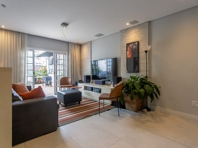 Sobrado com 102m² 3 quartos e 2 banheiros, à venda, no bairro Vila Império em São Paulo