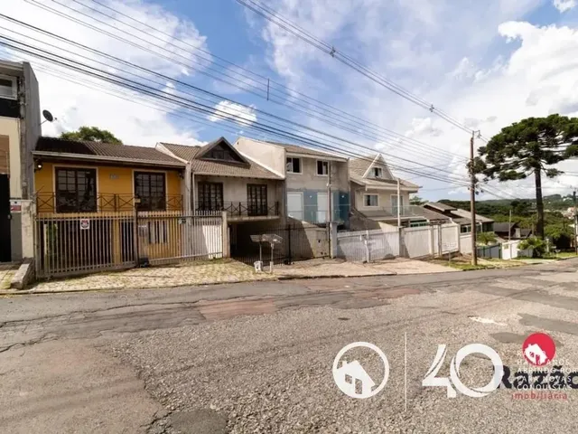 Sobrado 3 quartos e 1 banheiro, para alugar, no bairro Loteamento Montparnasse em Almirante Tamandaré