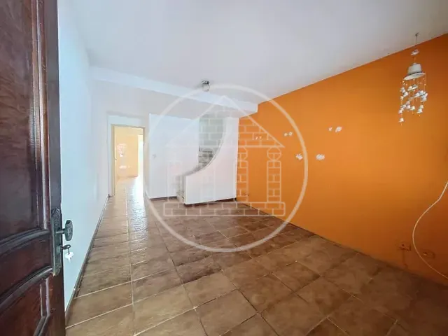Sobrado com 79m² 2 quartos e 2 banheiros, à venda, no bairro Vila do Castelo em São Paulo