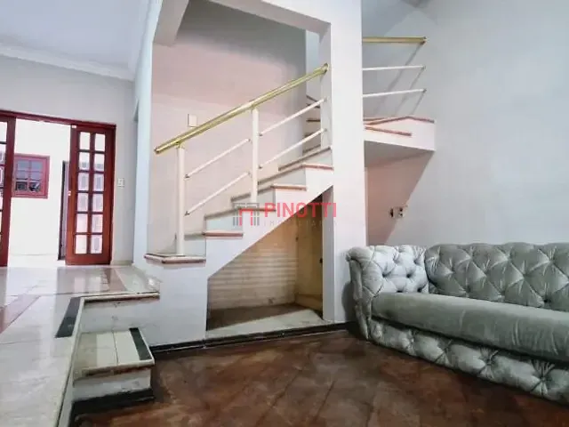 Sobrado 3 quartos e 3 banheiros, à venda ou para alugar, no bairro Jardim do Mar em São Bernardo do Campo