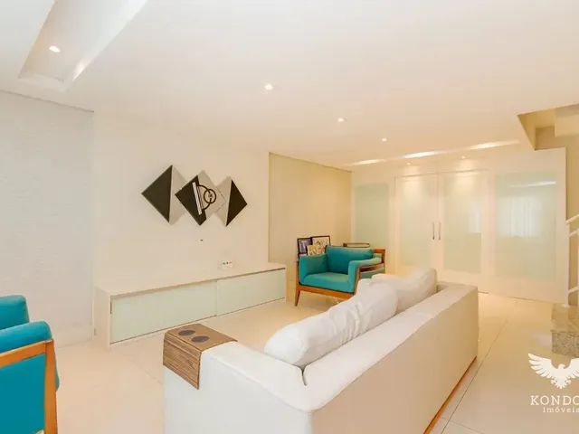 Sobrado 4 quartos e 6 banheiros, à venda, no bairro Santo Inácio em Curitiba