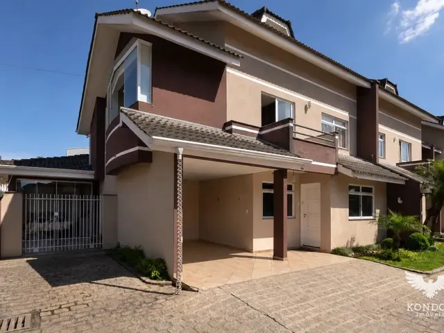 Sobrado com 242m² 3 quartos e 3 banheiros, à venda, no bairro São Braz em Curitiba