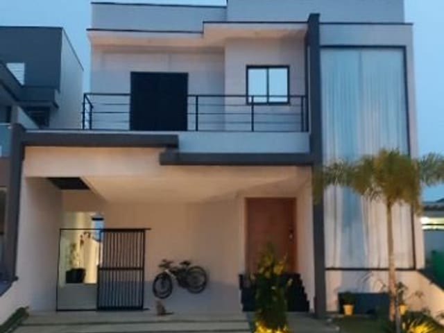 Sobrado com 225m² 3 quartos e 3 banheiros, à venda, no bairro Cézar de Souza em Mogi das Cruzes