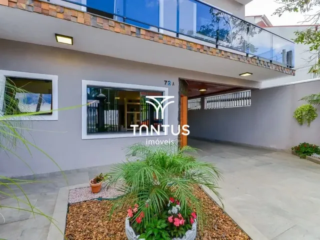 Sobrado com 180m² 4 quartos e 2 banheiros, à venda, no bairro Pinheirinho em Curitiba