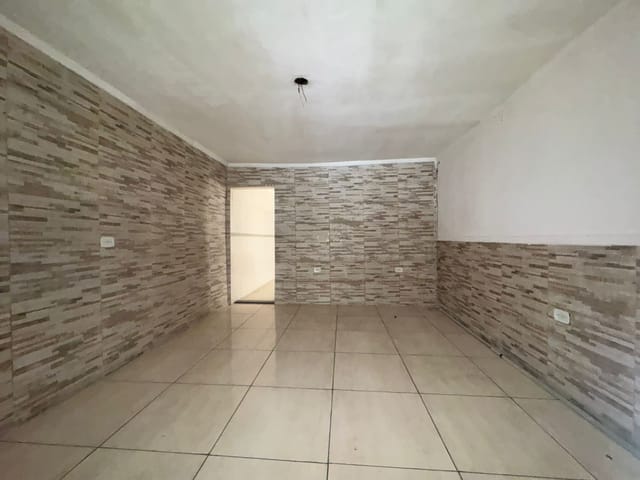 Sobrado com 180m² 4 quartos e 2 banheiros, à venda, no bairro Vila Antonieta em São Paulo
