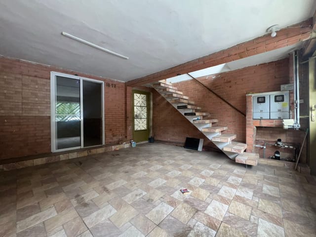 Sobrado com 180m² 4 quartos e 2 banheiros, à venda, no bairro Vila Antonieta em São Paulo