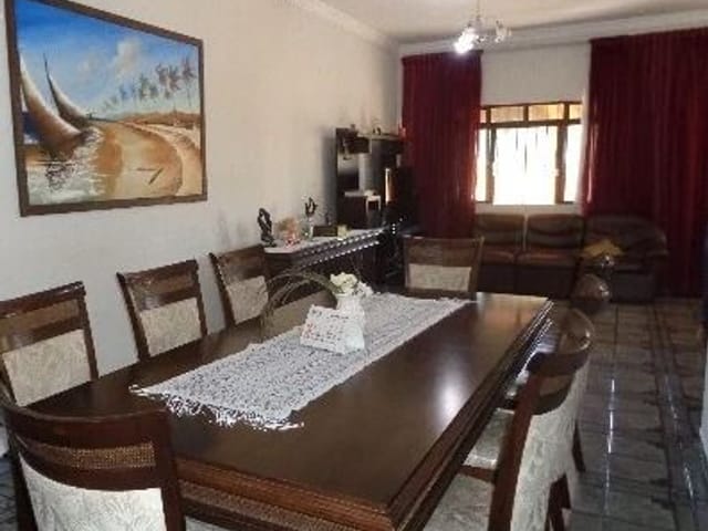 Sobrado com 455m² 4 quartos e 3 banheiros, à venda, no bairro City Bussocaba em Osasco