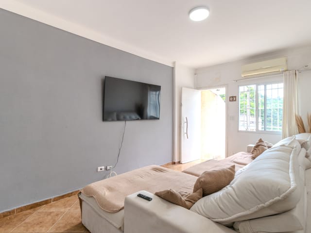 Sobrado com 250m² 3 quartos e 2 banheiros, à venda, no bairro Vila do Castelo em São Paulo