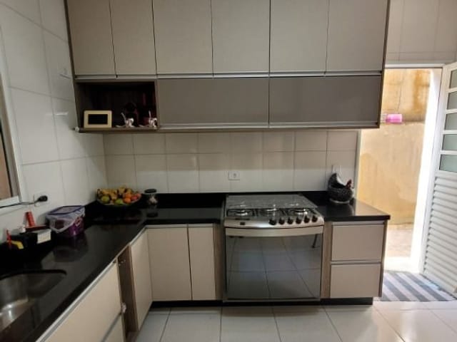 Sobrado com 125m² 2 quartos e 2 banheiros, à venda, no bairro Jardim Monte Verde (Caucaia do Alto) em Cotia