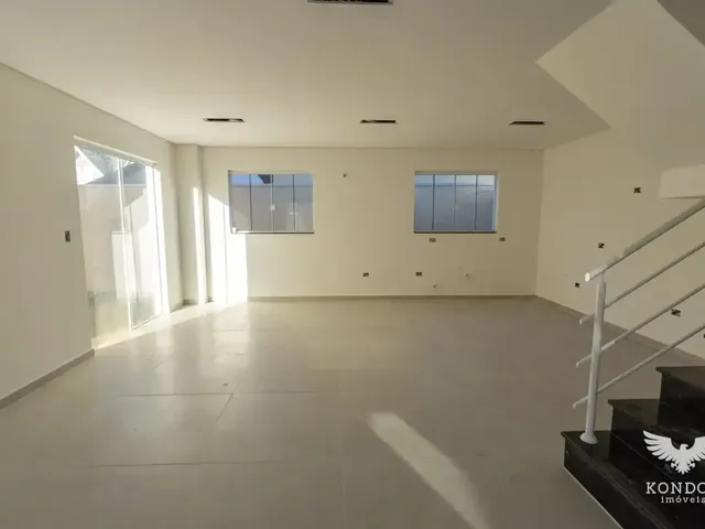 Sobrado com 118m² 3 quartos e 3 banheiros, à venda, no bairro Orleans em Curitiba