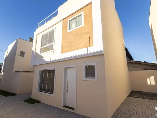 Sobrado com 118m² 3 quartos e 3 banheiros, à venda, no bairro Orleans em Curitiba