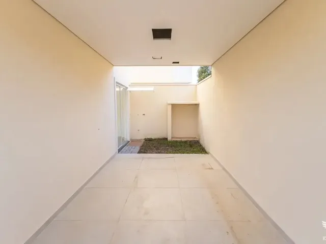 Sobrado com 100m² 3 quartos e 3 banheiros, à venda, no bairro Orleans em Curitiba