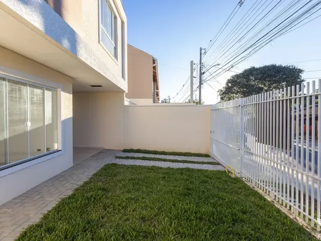Sobrado com 100m² 3 quartos e 3 banheiros, à venda, no bairro Orleans em Curitiba