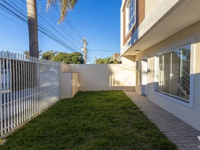 Sobrado com 100m² 3 quartos e 3 banheiros, à venda, no bairro Orleans em Curitiba