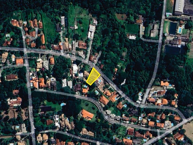 Sobrado com 879m² 4 quartos e 4 banheiros, à venda, no bairro Vila Santo Antonio de Carapicuiba em Cotia