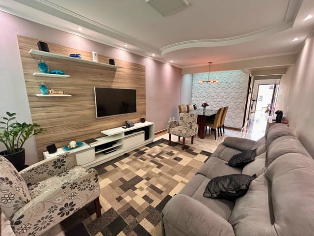 Sobrado com 102m² 3 quartos e 3 banheiros, à venda, no bairro Jardim Triana em São Paulo