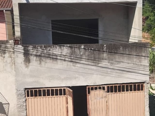 Sobrado com 270m² 3 quartos e 4 banheiros, à venda, no bairro Nhambuca em Cotia
