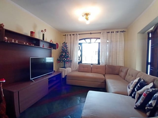 Sobrado com 137m² 2 quartos e 2 banheiros, à venda, no bairro Cidade das Flores em Osasco