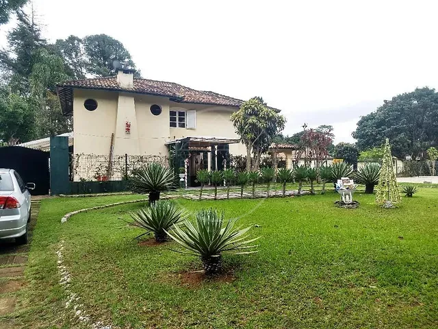Sobrado com 1500m² 5 quartos e 4 banheiros, à venda, no bairro Jardim das Palmeiras (Zona Sul) em São Paulo