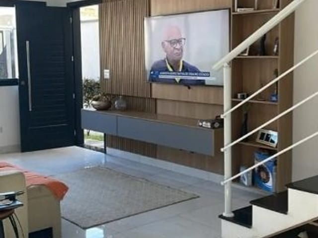 Sobrado com 150m² 3 quartos e 3 banheiros, à venda, no bairro Villas do Jaguari em Santana de Parnaíba