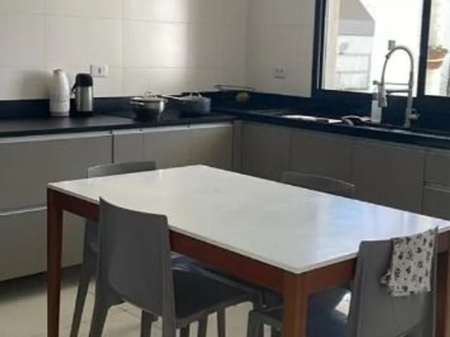 Sobrado com 150m² 3 quartos e 3 banheiros, à venda, no bairro Villas do Jaguari em Santana de Parnaíba