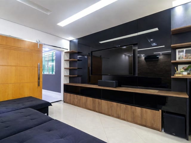 Sobrado com 396m² 4 quartos e 5 banheiros, à venda, no bairro Jardim das Bandeiras em São Paulo