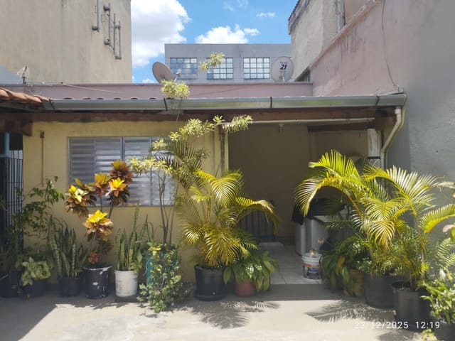 Sobrado com 1450m² 59 quartos e 20 banheiros, à venda, no bairro Brás em São Paulo