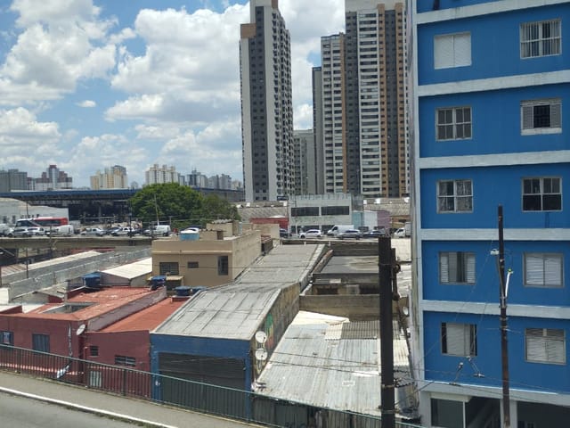 Sobrado com 1450m² 59 quartos e 20 banheiros, à venda, no bairro Brás em São Paulo