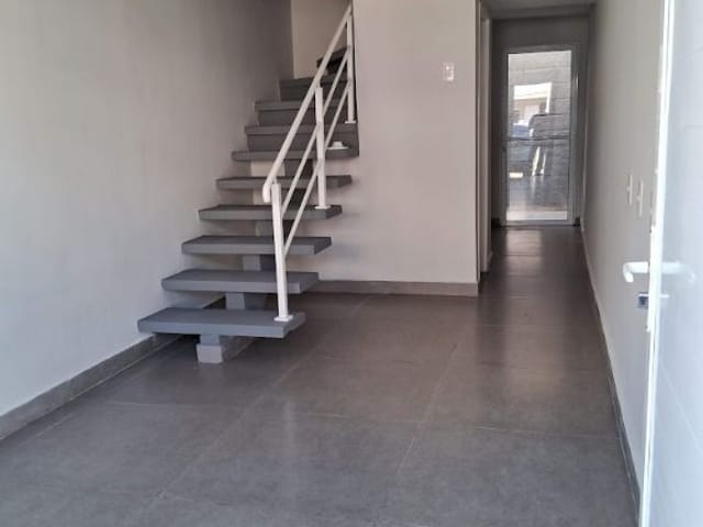 Sobrado com 50m² 2 quartos e 2 banheiros, à venda, no bairro Bairro Jardim Nossa Senhora das Graças em Cotia