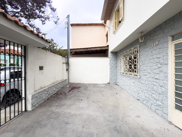 Sobrado com 204m² 3 quartos e 2 banheiros, à venda, no bairro Vila Dom Pedro I em São Paulo